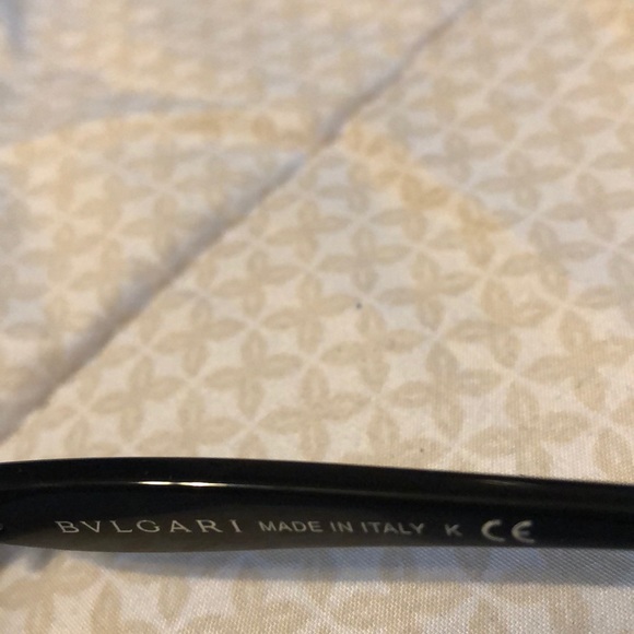Bvlgari Sunglasses (original) - Picture 5 of 11